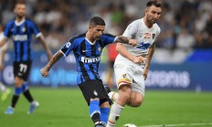 开云体育-意甲球队飘扬胜旗，上演惊心动魄传奇