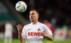 开云下载-NBA季后赛之夜，库里开启上帝模式，当篮球之神穿上30号球衣