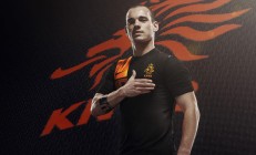 开云体育APP下载-撕裂东方防线—巴尔韦德无可争议的晋级掌舵人