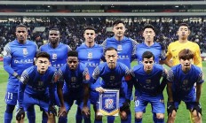 开云体育APP下载-球队在比赛中力克对手获得紧张胜利