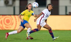 开云体育官方网站-法国女足轻松晋级，连胜三场比赛