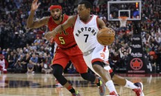 开云下载-猛龙轻取老鹰，继续保持不败战绩