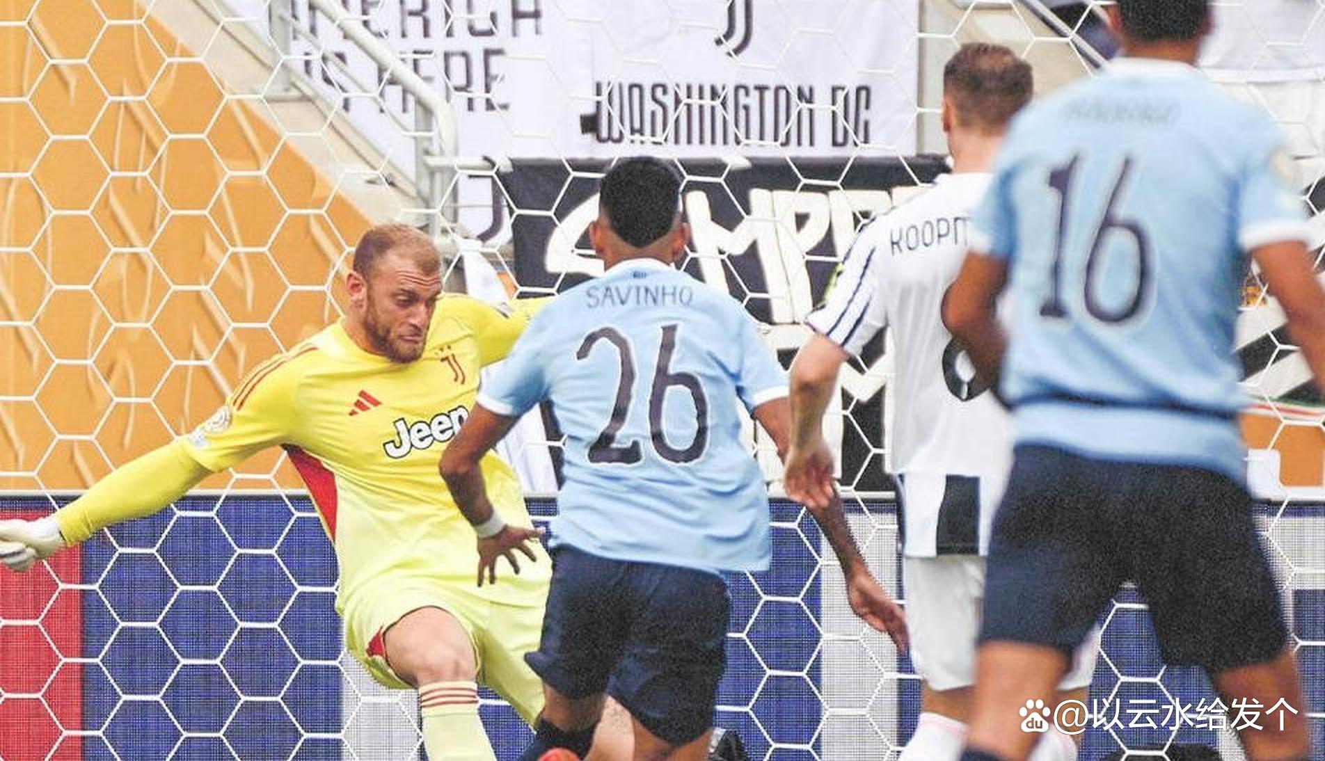 曼城势不可挡,摘得小组头名 曼城势不可挡,摘得小组头名