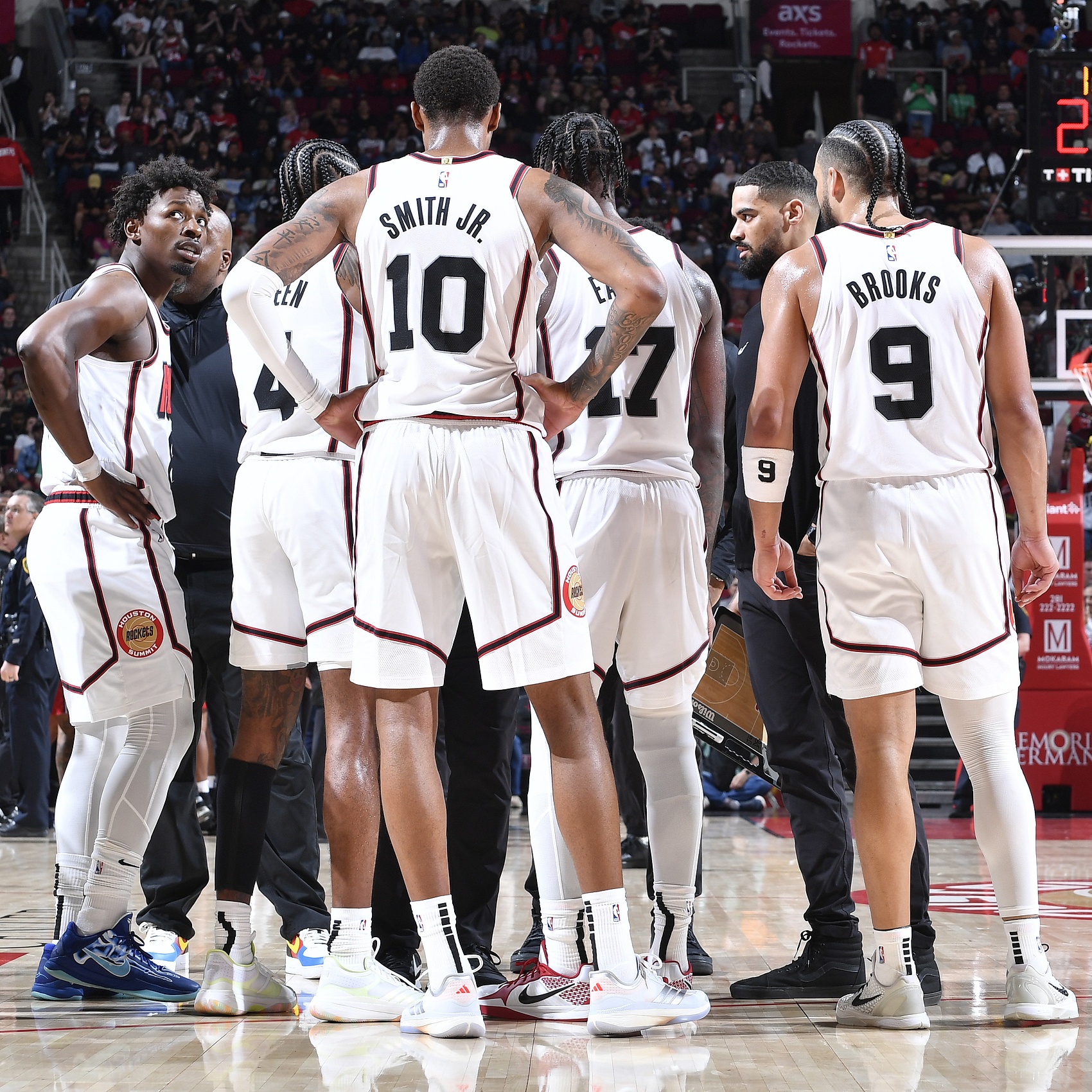 火箭队客场获胜,迈向季后赛的简单介绍 火箭队客场获胜,迈向季后赛的简单介绍