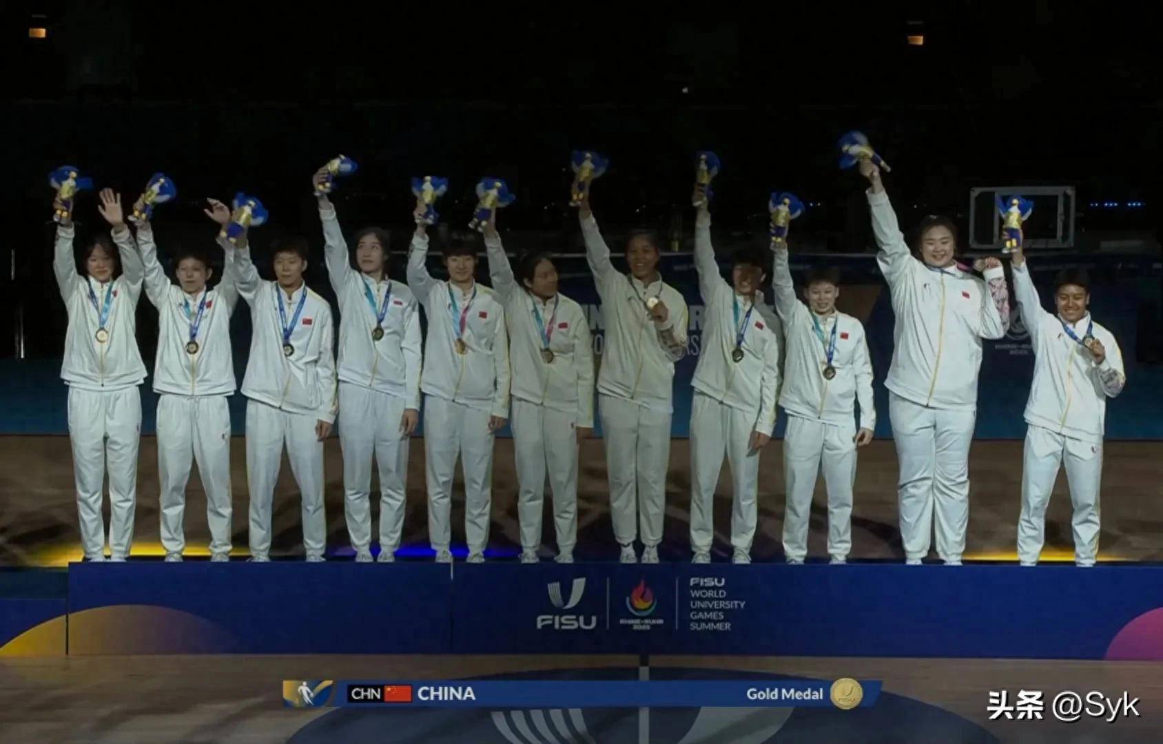 球队在比赛中力克对手获得紧张胜利 球队在比赛中力克对手获得紧张胜利