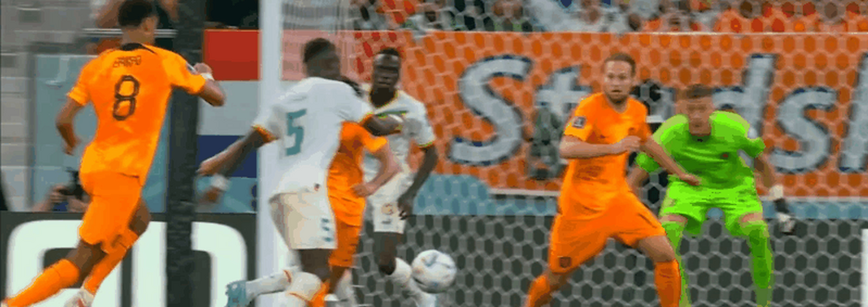 塞内加尔队在国际比赛中击溃对手