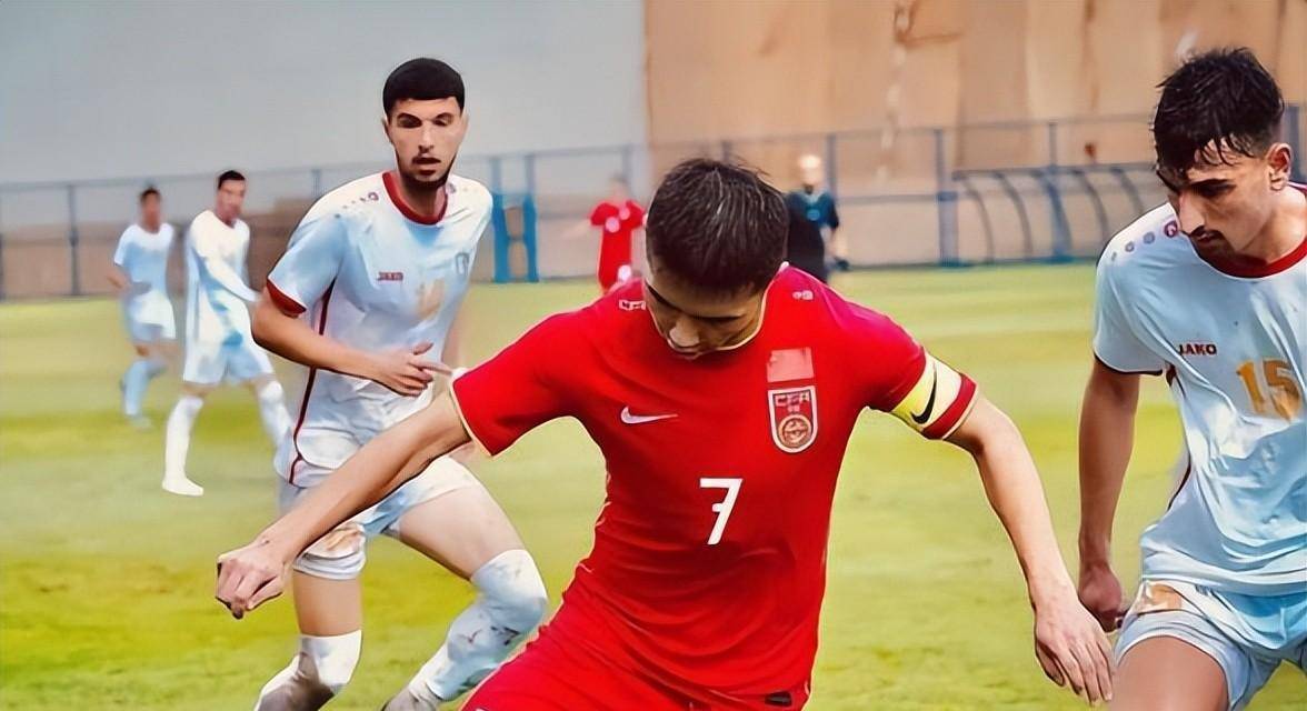 匈牙利主场击败俄罗斯，出线前景乐观