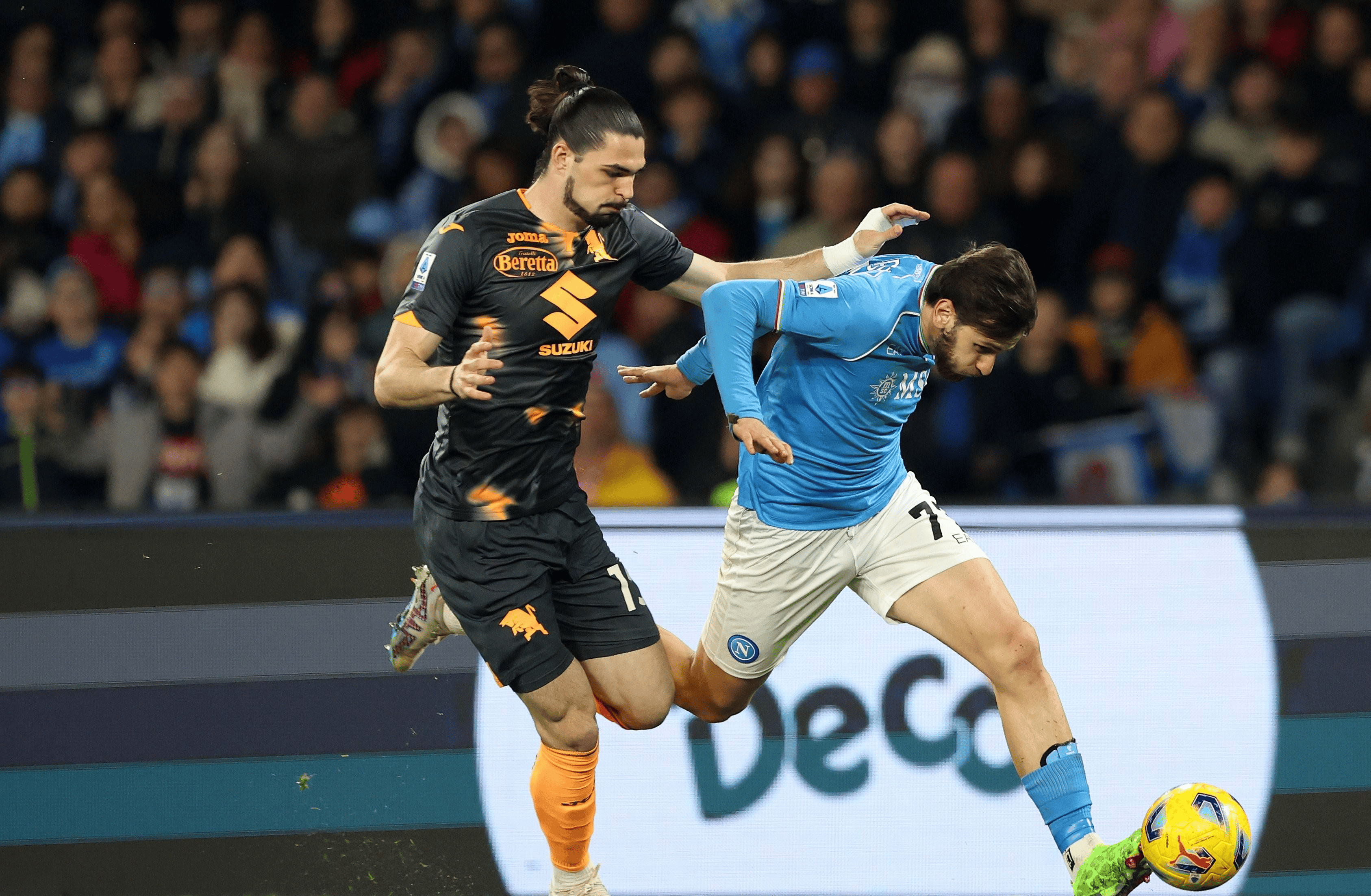 包含佛罗伦萨客场失利，球队多次错失得分良机的词条