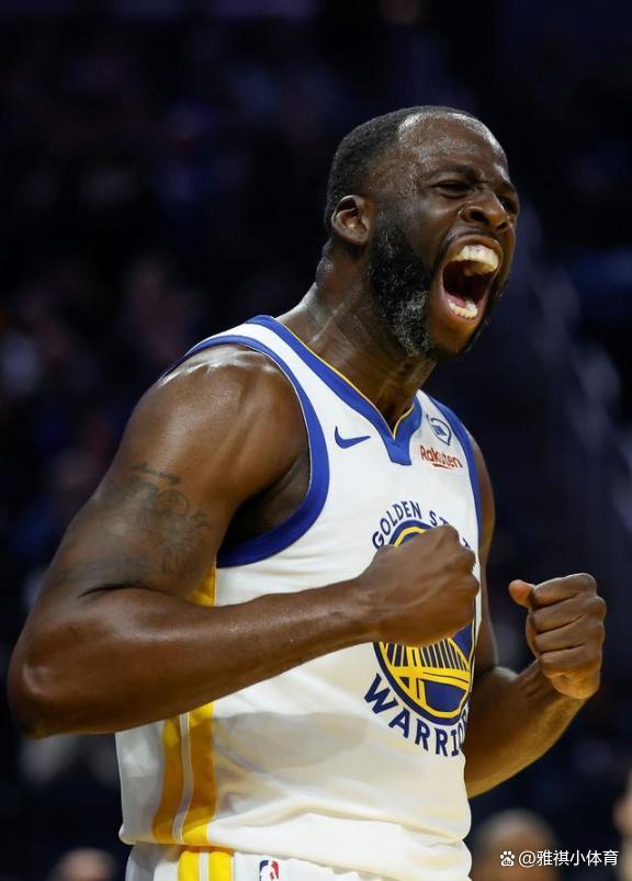 红蓝大战再次上演,球迷热血沸腾 红蓝大战再次上演,球迷热血沸腾