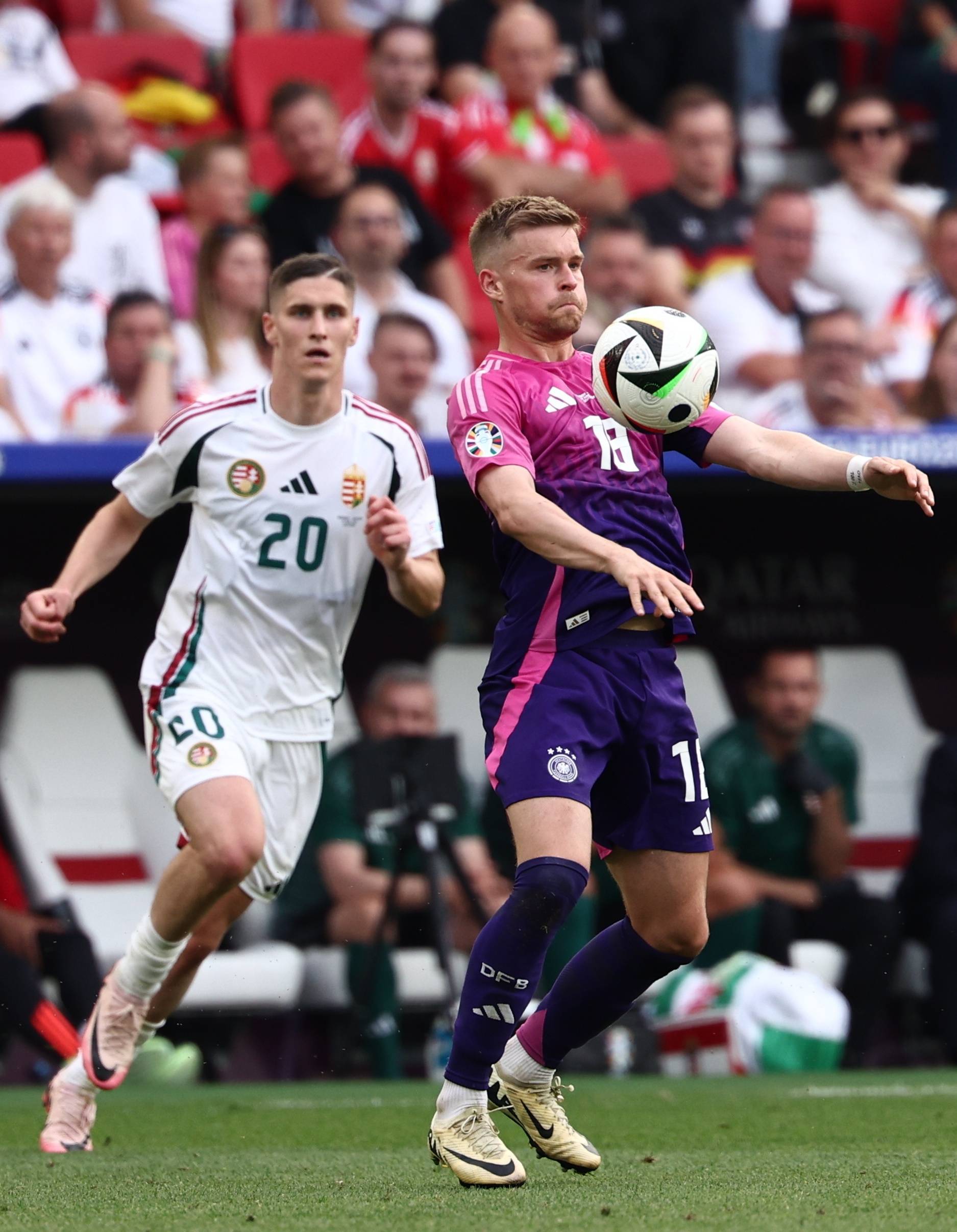 德国队备战欧洲杯预选赛，球迷期待出色表现的简单介绍