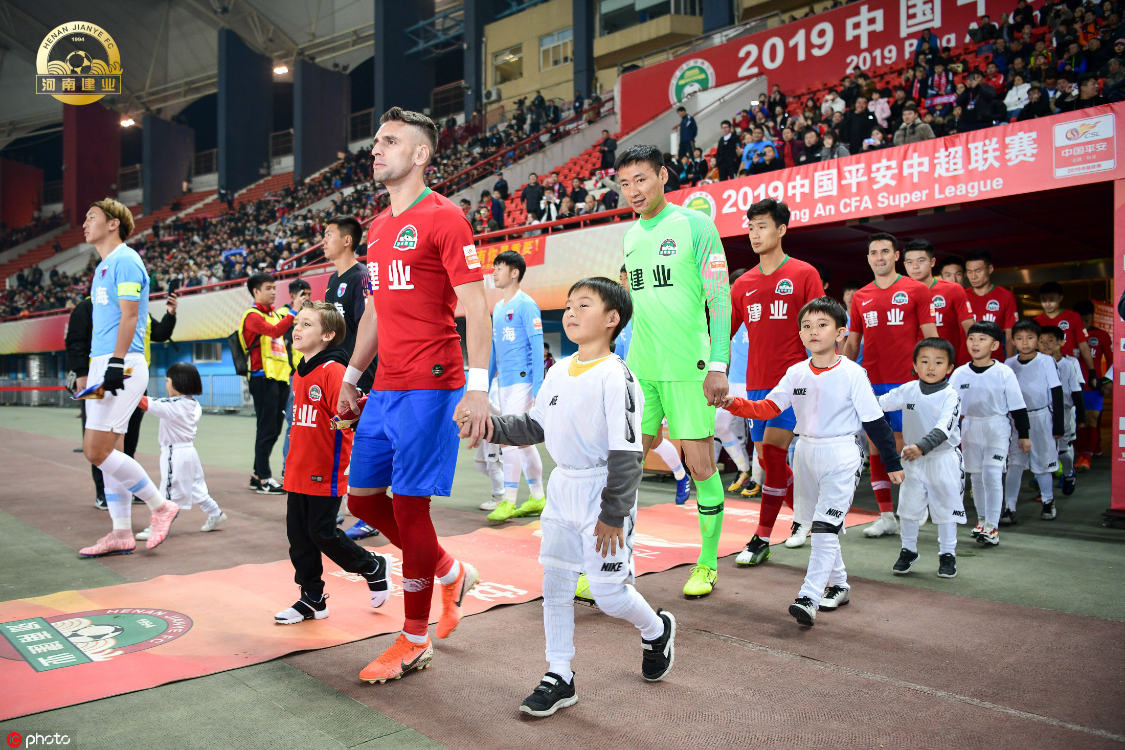 深圳佳兆业主场战平天津泰达，稳居中游的简单介绍