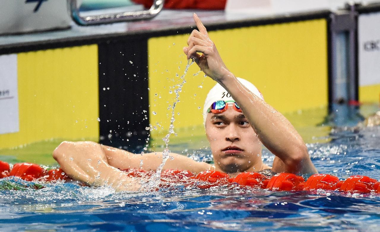 游泳选手个人表现亮眼，备战冲刺中