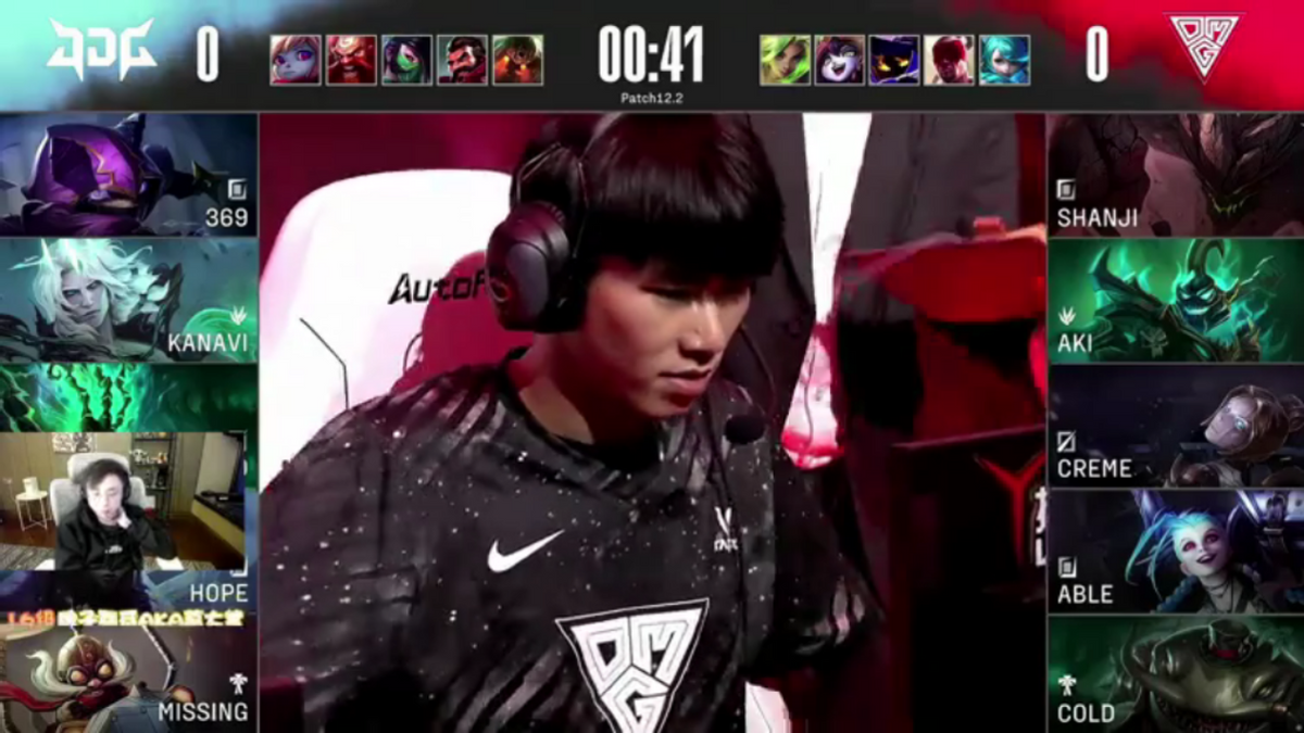 EG翻盘TL，Kanavi团战一打五顶尖较量四强赛，技惊四座的简单介绍