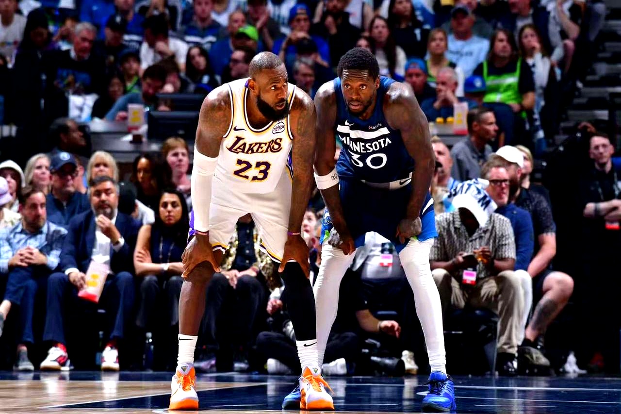 独行侠战胜森林狼,唐斯大号三双不敌霍华德 独行侠战胜森林狼,唐斯大号三双不敌霍华德