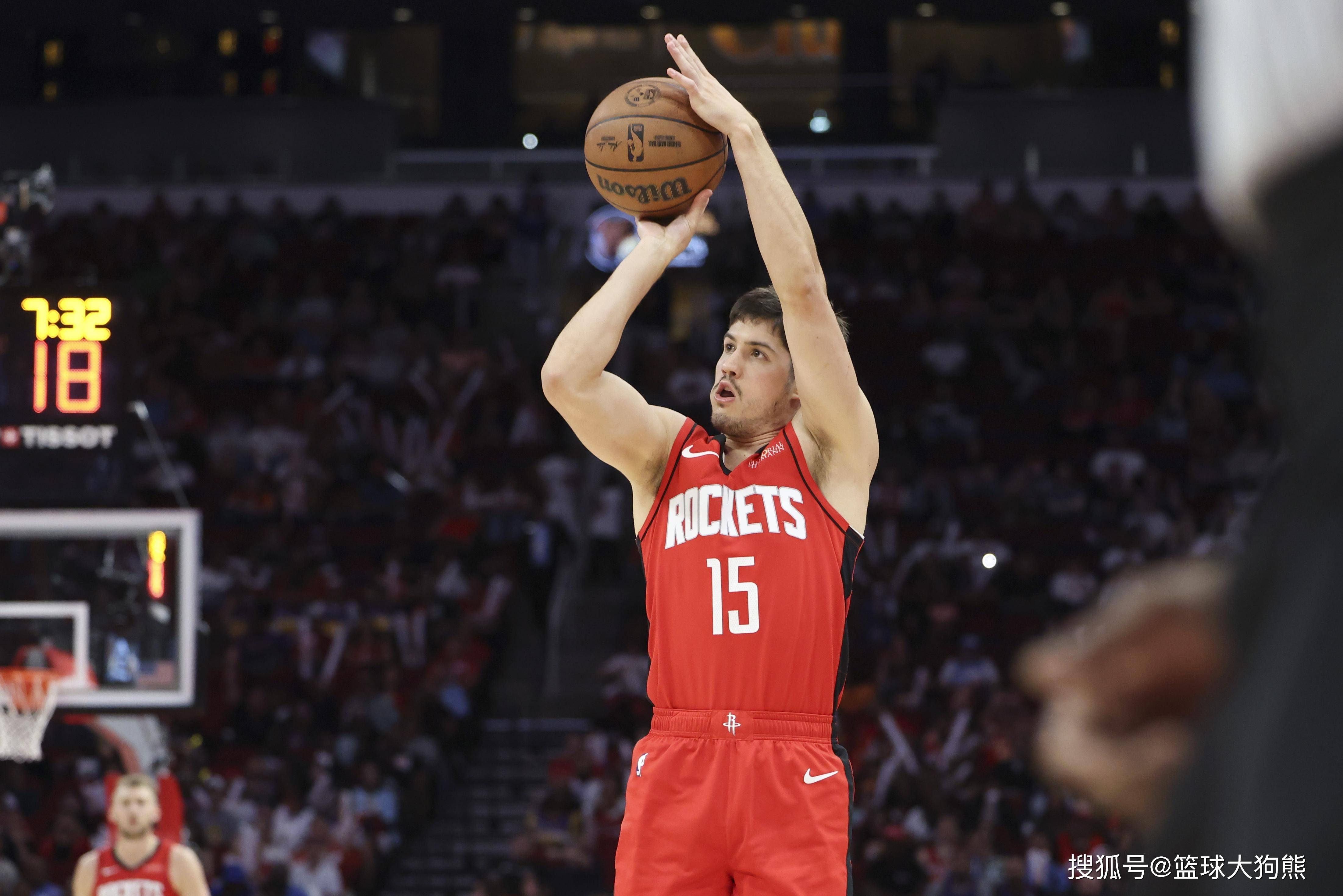 火箭队季后赛首轮遭遇强敌，能否顺利晋级？