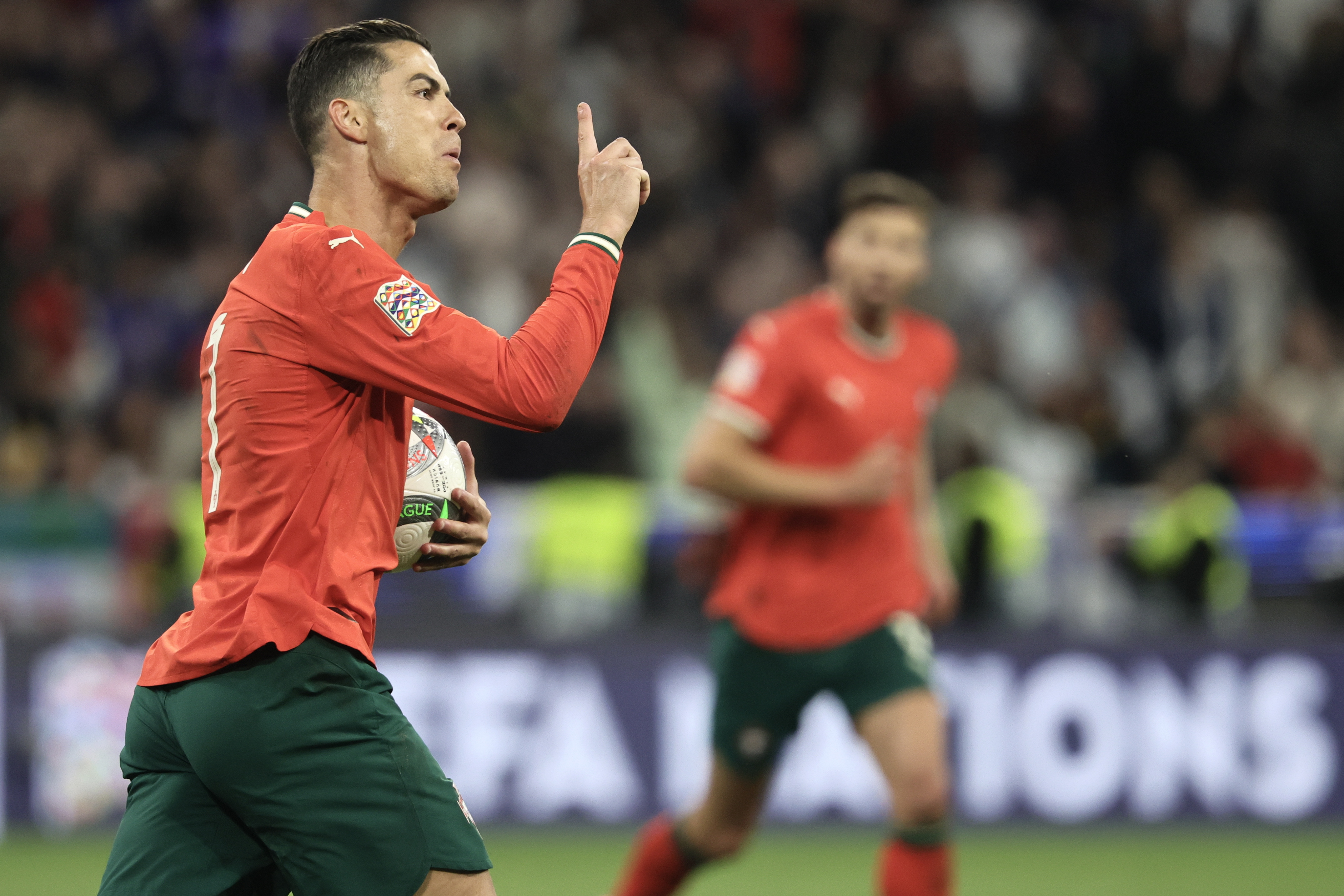 关于葡萄牙队表现出色，轻松摘取对阵比利时的胜利的信息