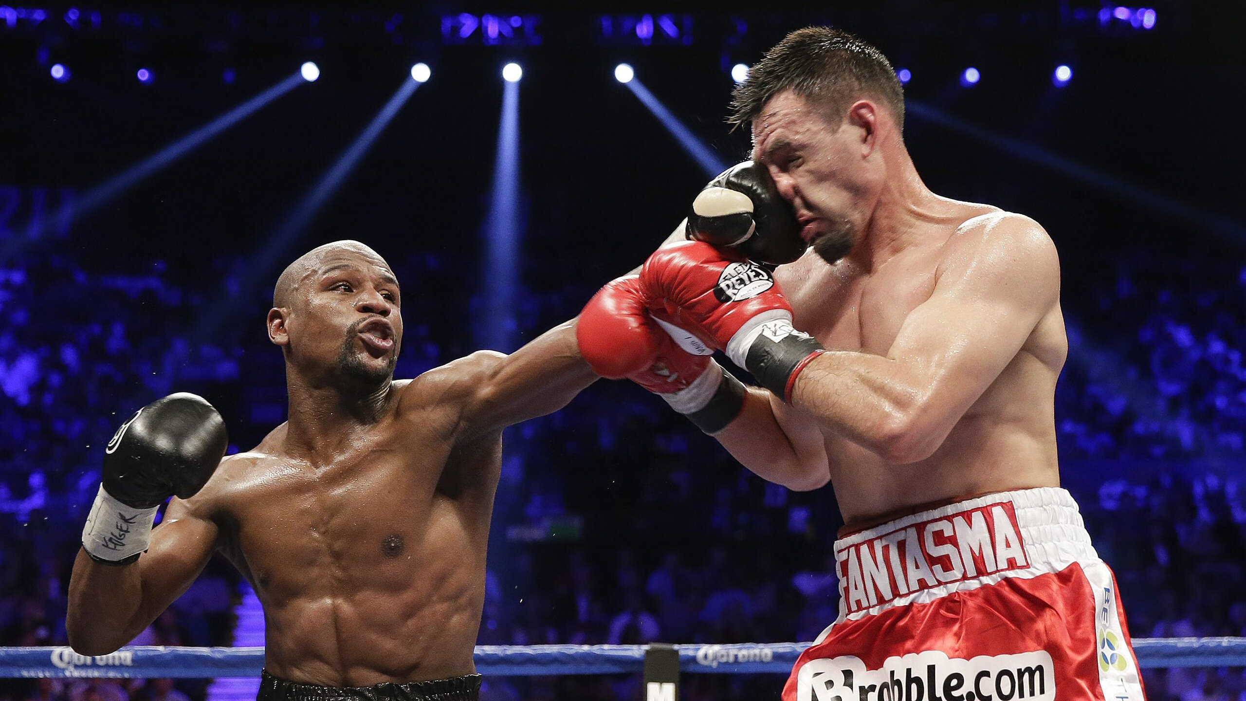 看到这个充满张力的关键词组合，我的思维立刻被点燃。这并非一次简单的跨界，而是一场关于规则、宿命与个人英雄主义的史诗叙事。请看为您构思的文章