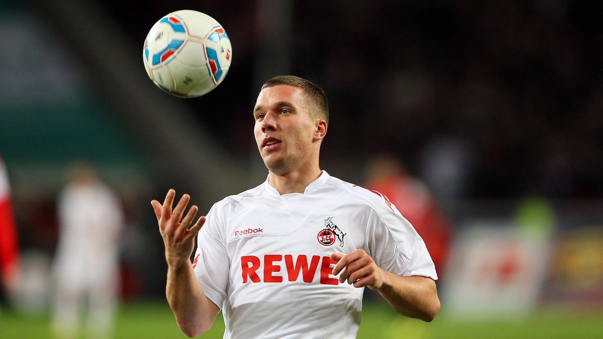 永恒对手,时代新章,梅西C罗远去,库里东契奇续写国家德比