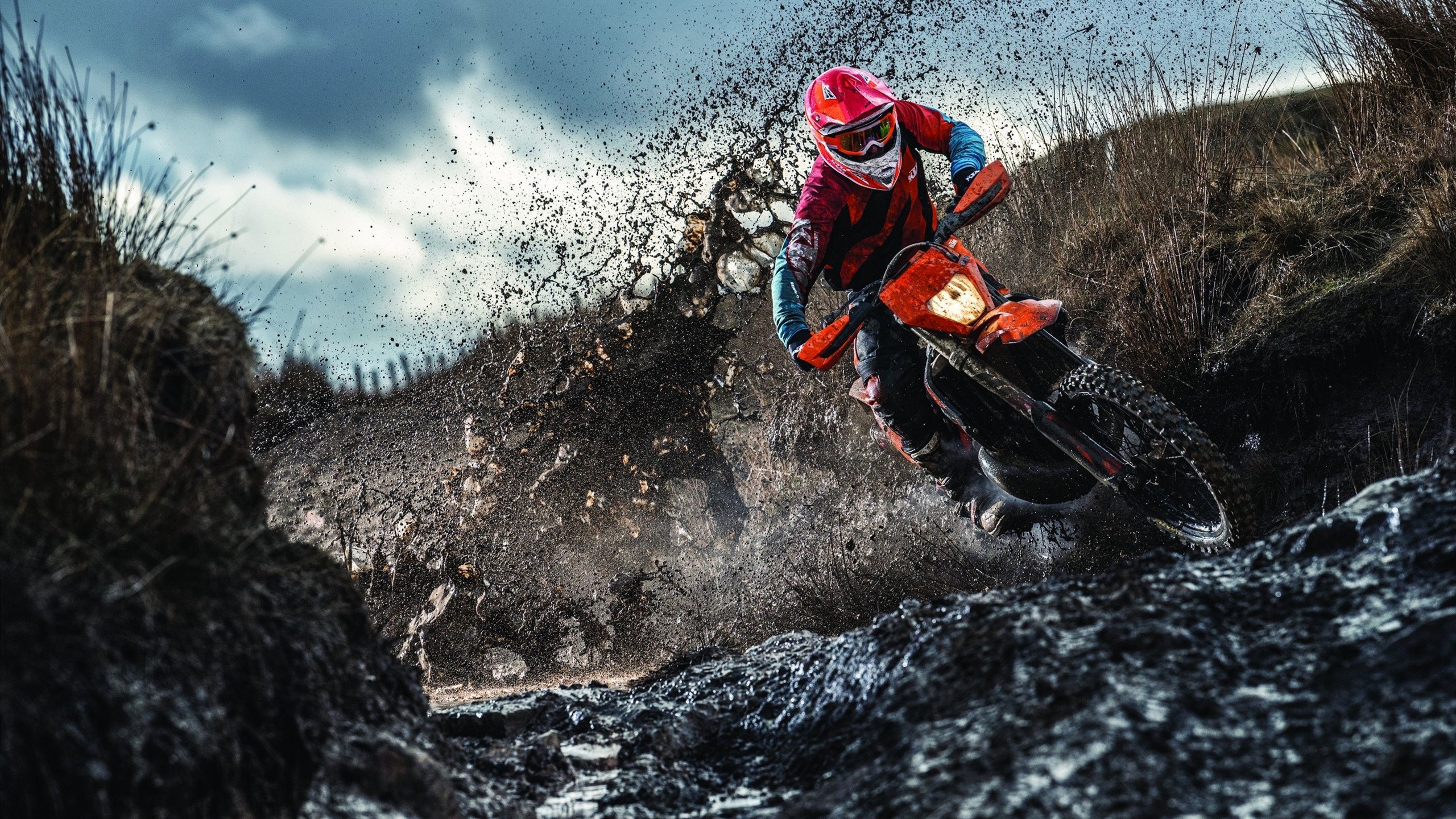 狂野逆转，泰国队制造的亚洲足球奇迹，马琳用一粒进球点燃赛场